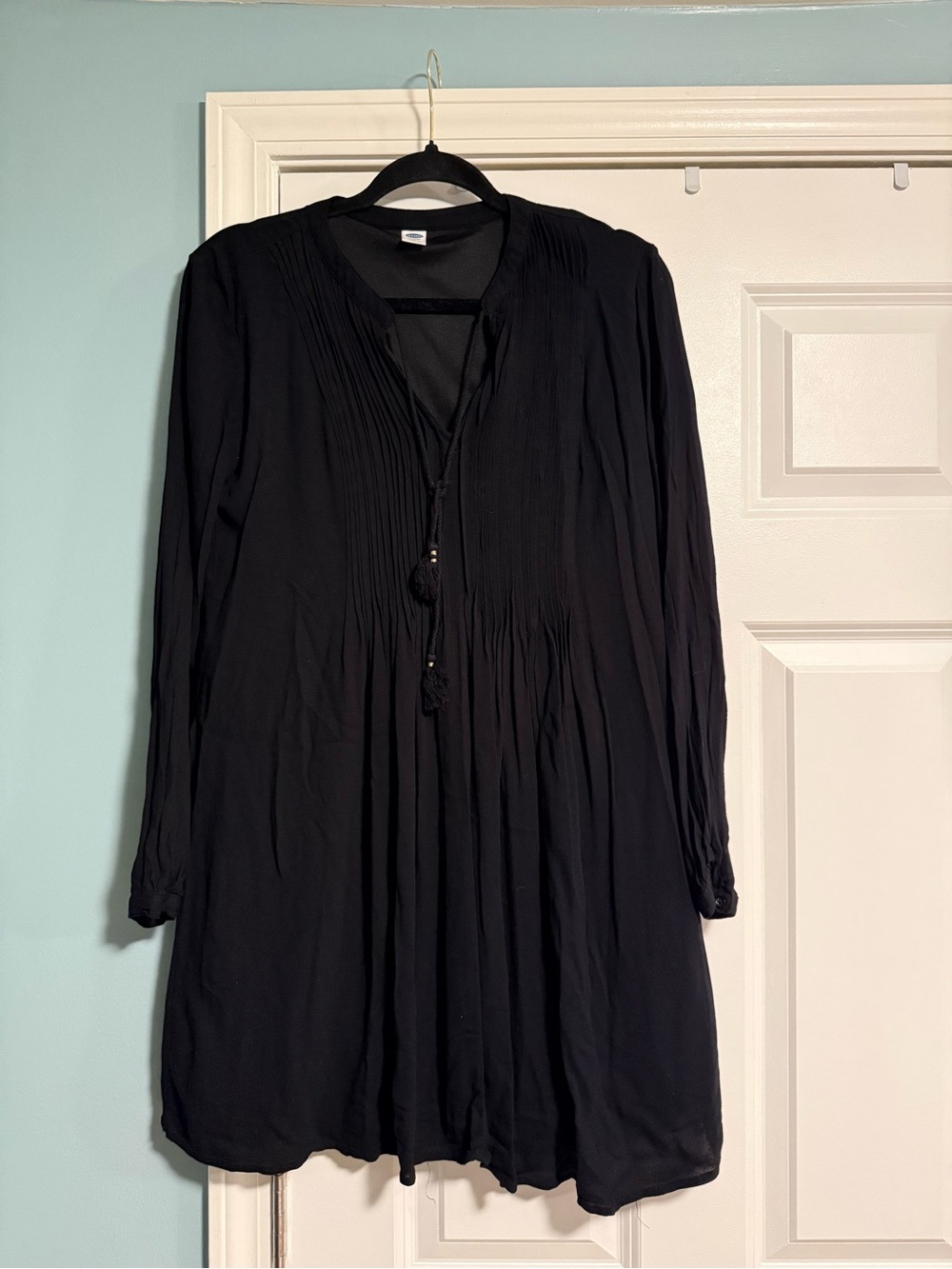 10 Items for $20: Old Navy Black Long-Sleeve Pleated Tunic with Tassel Tie